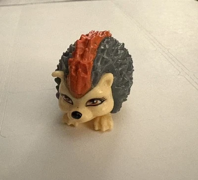 Cojín Monster High Howleen Wolf Mascota Erizo 1ª Ola Foto 1 de 2