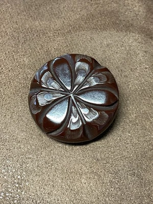 Chunky Bakelite Button - Image 1 of 3