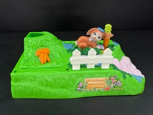 1995 Kenner Littlest Pet Shop Pets on The Move Hop n Hide Bunnies READ - Picture 1 of 9