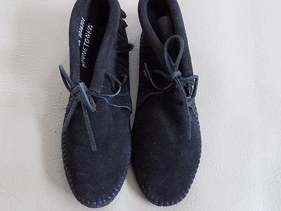 MINNETONKA Women's Black Style 489 Size (5.5, 11) New In Box Free Shipping - Image 1 of 4