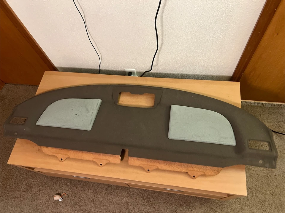 1992-1996 OEM Lexus ES300 Rear Speaker Trunk Deck Third Brake Cover Lid Trim TAN - Image 1 of 4
