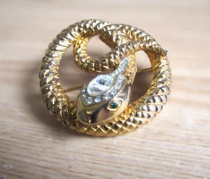 Vintage Gold Metal Coiled Snake Brooch with Rhinestones- Green Eyes Round - Picture 1 of 3