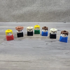 Vintage Lego Duplo Square Base People Figures Kids Dogs Lot of 7 Pieces - Picture 1 of 6