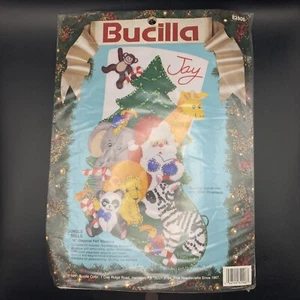 Bucilla Jungle Bells Kit Calza Natalizia Feltro Applique Ricamo 82906 - Foto 1 di 6
