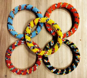 African Beaded Maasai Bangles Masai Bracelet Made in Kenya Set of 5 Striped 04 - Picture 1 of 11