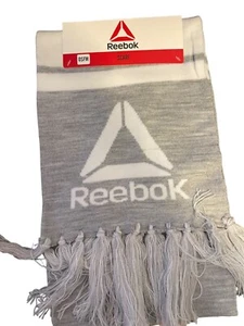 Bufanda Reebok gris claro y blanca con flecos NUEVA - Imagen 1 de 3