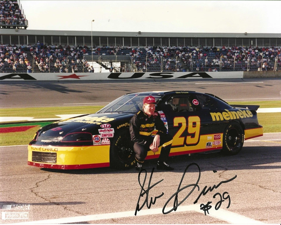 STEVE GRISSOM 1995 AUTOGRAPHED PHOT AT DAYTONA 500 QUALFYING DAY - Image 1 of 1