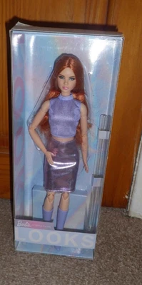 BARBIE LOOKS  20 - Image 1 of 2