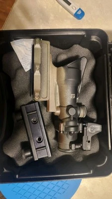 Mira para rifle Trijicon TA31-D-100548 ACOG 4x32 BAC con Trijicon RMR .223 BDC Foto 1 de 4