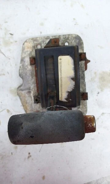 Автоматическая коробка передач с овердрайвом 1989 Ford Mustang - Изображение 1 из 3