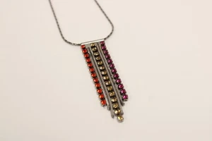 Modeschmuck Halskette mit einem drei Strang hängenden Anhänger an einer Bronzekette - Bild 1 von 6