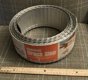 Vintage 40 Fuß Aluminium Gras Stop Kante Verkleidung Hergestellt in den USA Rasen Garten NEU NOS - Bild 1 von 5