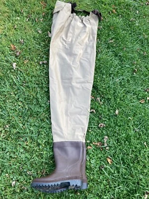 cabelas waders  size 10 - Image 1 of 4