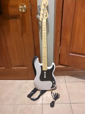Rock Band Fender Precision Bass Wired Guitar 9806 Xbox 360 Untested. - Image 1 of 4
