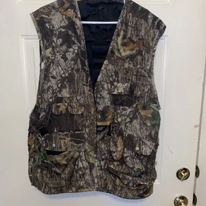 Winchester Conceal Hunting Vest 2XL Lightly Camouflage - Picture 1 of 8