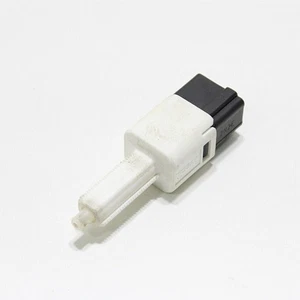 New Car Front Left Brake Light Stop Lamp Switch Replacement For Nissan F85CS23 - Picture 1 of 5