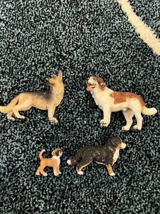Schleich Saint Bernard German Shepard Etc Lot Retired 16380 - Picture 1 of 1