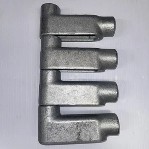 CANTIDAD 4 en caja Crouse-Hinds LB38, 1" pulgadas LB conducto rígido salida cuerpo forma 8 NUEVO - Imagen 1 de 3
