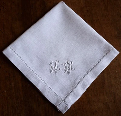 Serviette thé/Mouchoir ancien brodé en pur fil de lin monogramme fleur CR/Jour/5 - Photo 1/4