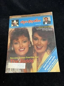 WYNONNA & NAOMI THE JUDDS Fotocover Januar 1986 Musikstadt Nachrichten SELTEN - Bild 1 von 8