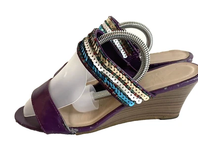 Sandalias de cuña vintage punta abierta púrpura blanco azul brillo 8M (defecto) Foto 1 de 4