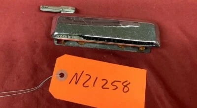 1982-1986 FORD ESCORT TEMPO PASSENGER SIDE EXTERIOR DOOR HANDLE / GRAB - Image 1 of 4