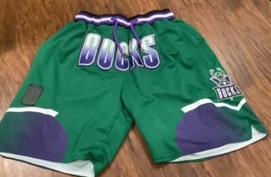 Milwaukee Bucks Just Don Shorts Swingman grün lila Basketball Gr. Medium - Bild 1 von 8