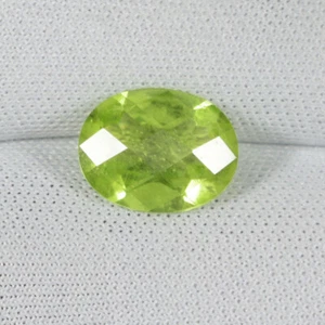 2.51 Cts Amazing Fire & Best Color Natural Peridot Ckb Oval...!!!!! - Picture 1 of 2