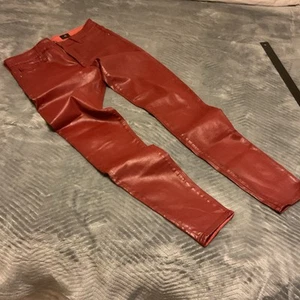 AG Adriano Goldschmied Gr. 28R rote Slim Fit Hose - Bild 1 von 7