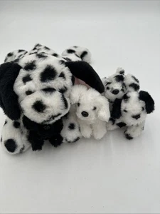 Peluche cane dalmata con 4 cuccioli che entrano nella pancia con cerniera  - Foto 1 di 24