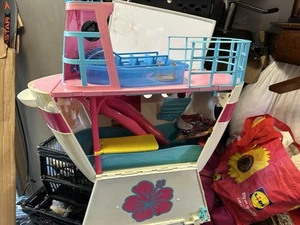 Barbie Cruise Ship - Picture 1 of 5