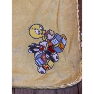 Looney Tunes Baby Tweety Sylvester Yellow 28 x 38 Polyester Baby Blanket - Picture 1 of 5