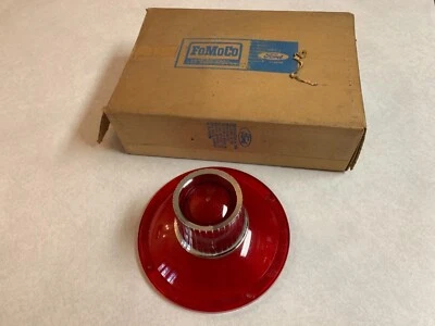 1964 FORD CUSTOM TAIL LIGHT LAMP LENS NOS C4AZ-13450-C  SAE-STBD 64 FD - Image 1 of 4