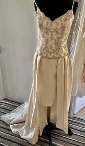 Wedding Dress 3 piece As Paler Colour 14 - Picture 1 of 11