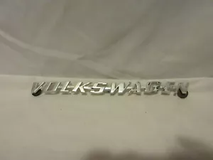 Vintage Volkswagen Buchstaben Auto Emblem - Bild 1 von 4