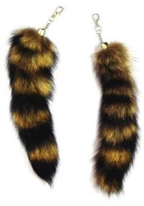 LARGE  RACCOON TAIL KEY CHAIN rendezvous animal fur racoons tails new keychain - Afbeelding 1 van 1