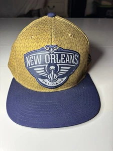 Adidas New Orleans Pelicans Hat Cap Snapback NBA Basketball Adjustable Gold - Picture 1 of 5