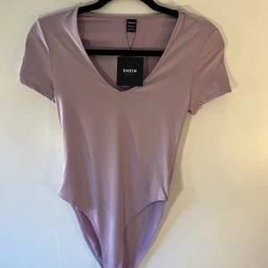 SHEIN Basics Lilac bodysuit size small women’s US 4. NWT. Purple. Full coverage - Picture 1 of 5