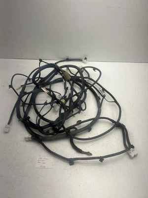 Arnés de cables para lámpara de habitación Nissan NV2500 2012-2015 5,6 L techo alto OEM. Foto 1 de 4