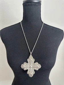 Reed & Barton 1972 Sterling Christmas Cross Necklace - Picture 1 of 5