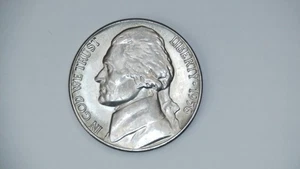 P Jefferson 1956 níquel sin circular BU **Envío gratuito** - Imagen 1 de 2