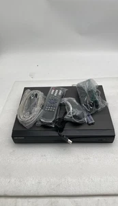 HIKVISION Netzwerk Videorecorder DS-7604NI-E1/4P-2T NVR mit Kabeln und Fernbedienung - Bild 1 von 11