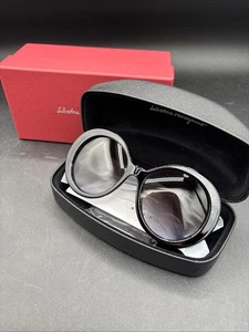 Salvatore Ferragamo Damen Sonnenbrille mit Etui & Box BRANDNEU! - Bild 1 von 12