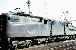 ORIGINAL EKTACHROME SLIDE CONRAIL GG-1 #4867 WILMINGTON, DELAWARE JULY 1978 - Picture 1 of 1