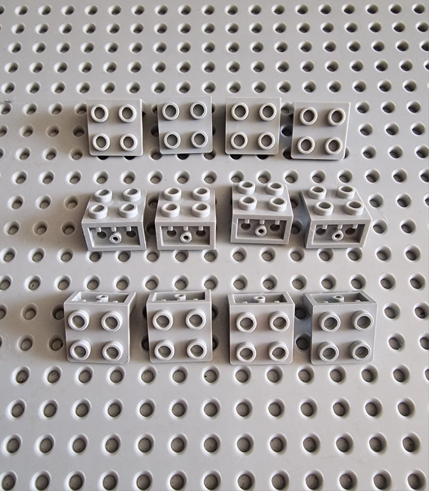 LEGO Winkelplatte 2x2 neu hellgrau 12 Stück gray Invers Snot Bracket 99207 A126 - Bild 1 von 1