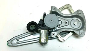 GENUINE TOYOTA AURIS OSR DRIVERS SIDE REAR WINDOW MOTOR 857200D120 2006-2012 - Picture 1 of 2