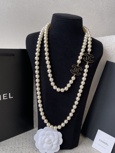 ?CHANEL Collana lunga 2 CCS con perle ferramenta argento con cristalli 24C