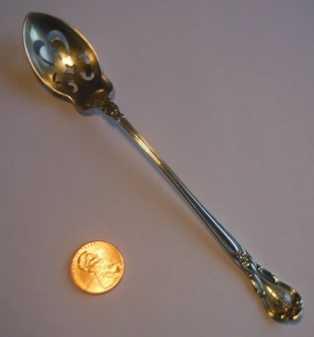 Chantilly Olive Serving Spoon Gorham 1895 Sterling Silver Antique 5 7/8" NICE Cover