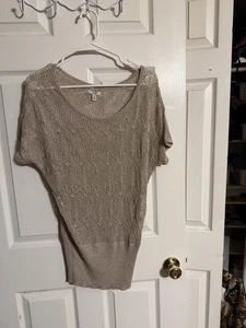 Cache top women’s size medium gold shiny  - Picture 1 of 3