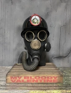 My Bloody Valentine Máscara 3D Soporte de Exhibición Mineros Máscara de Gas Casco Busto Ligero Prop - Imagen 1 de 8